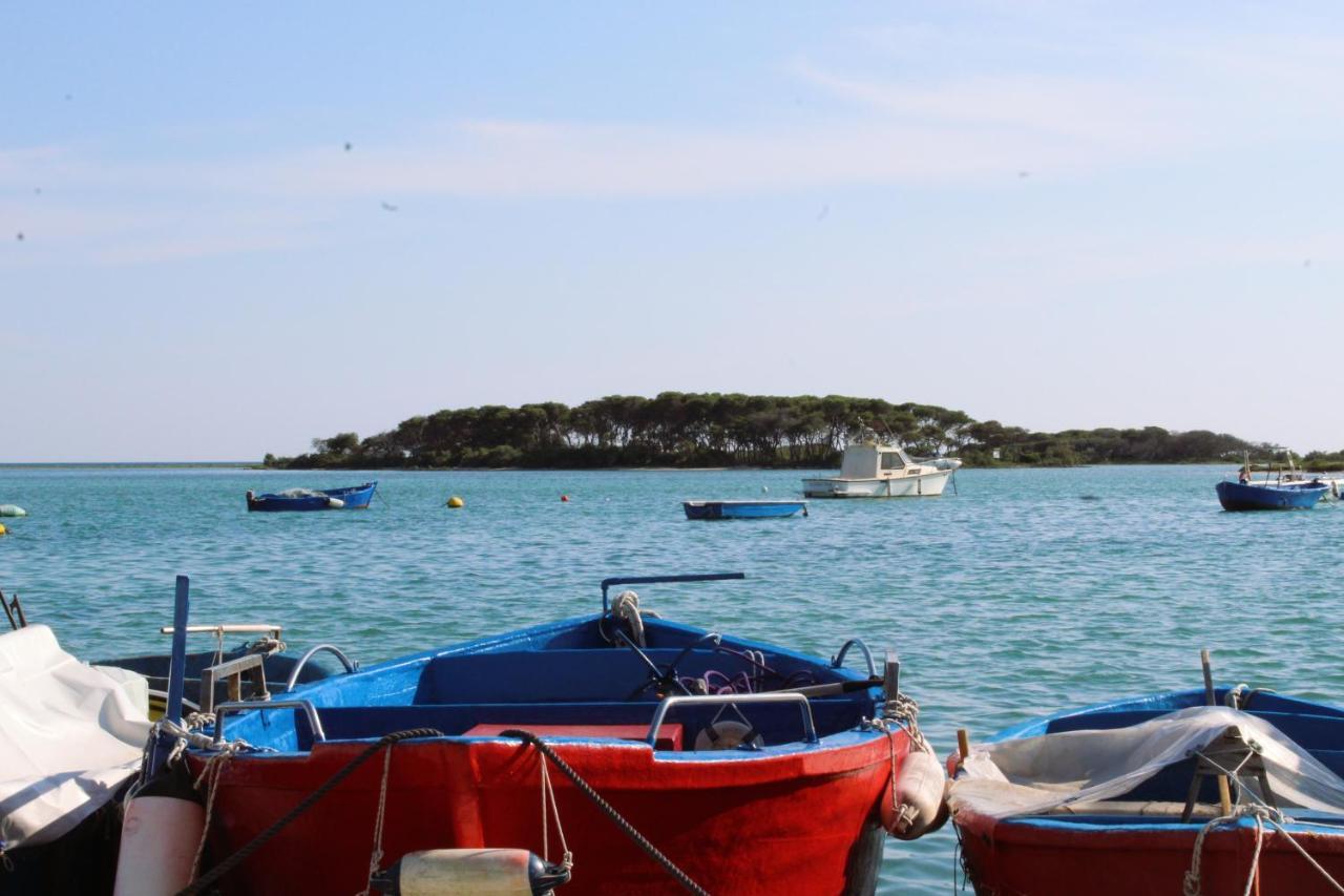 Appartamento Vista Mare ポルト・チェザーレオ エクステリア 写真